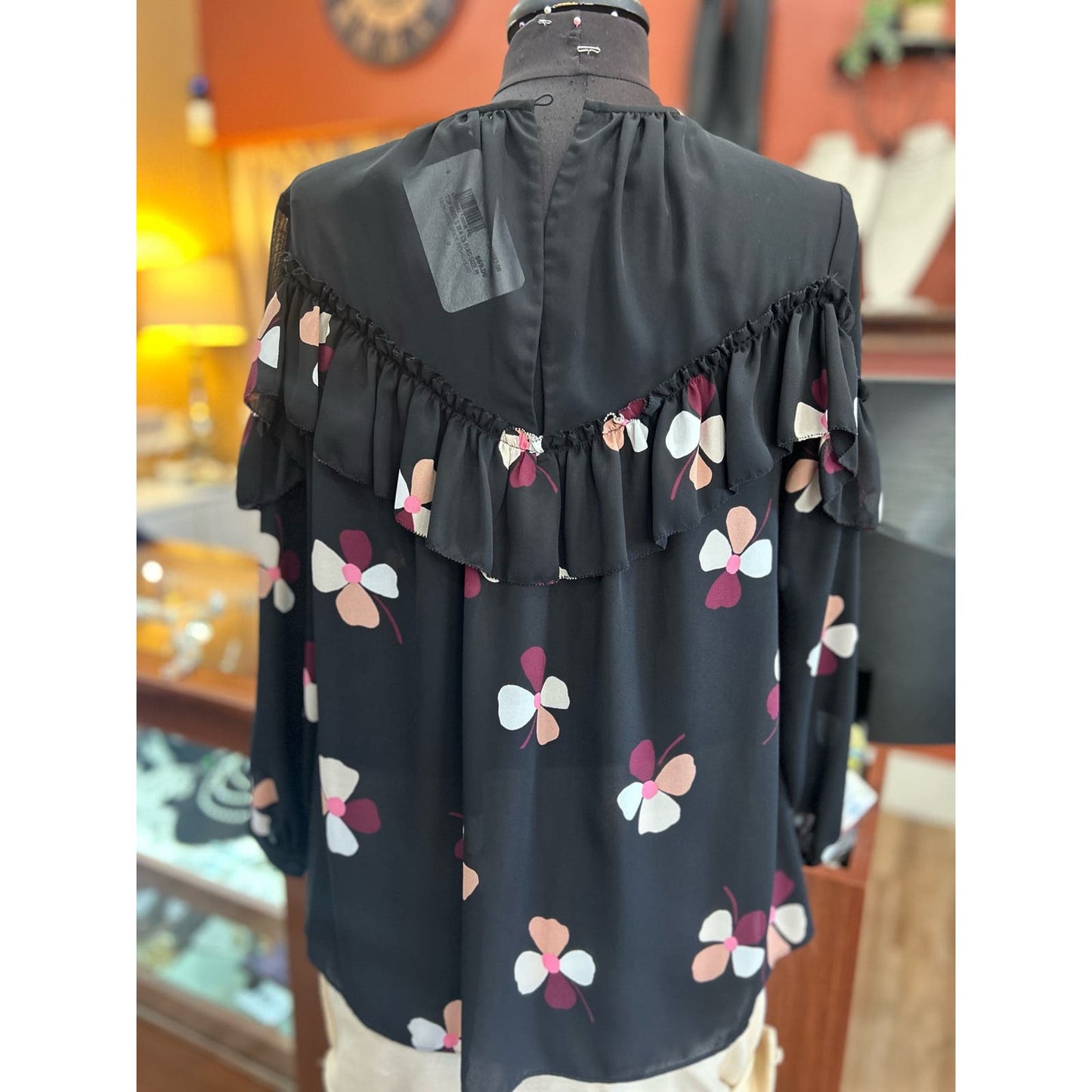 KATE SPADE Glitzy Ritzy Dusk Buds Ruffle Blouse In Black Size M