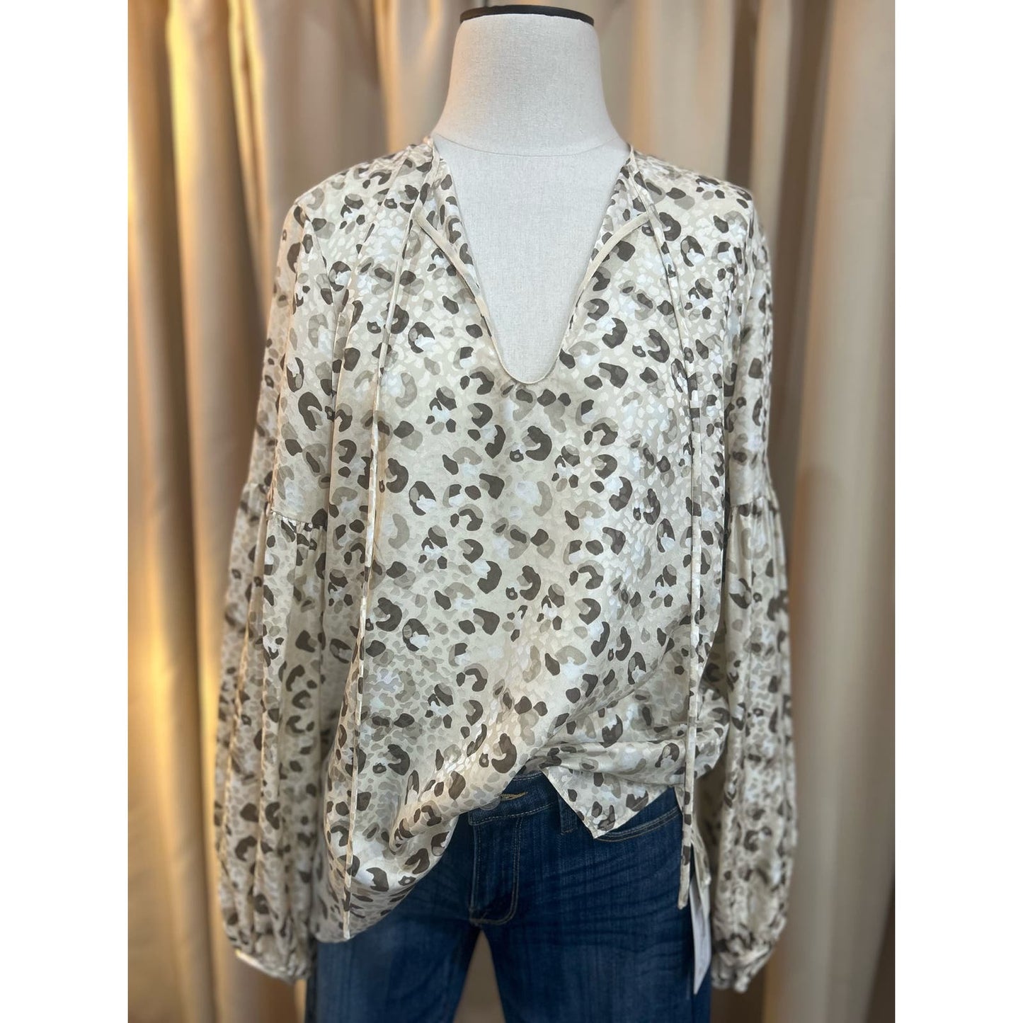 Lafayette 148 New York Lupe Leopard Print Silk Blouse in Raffia Size M