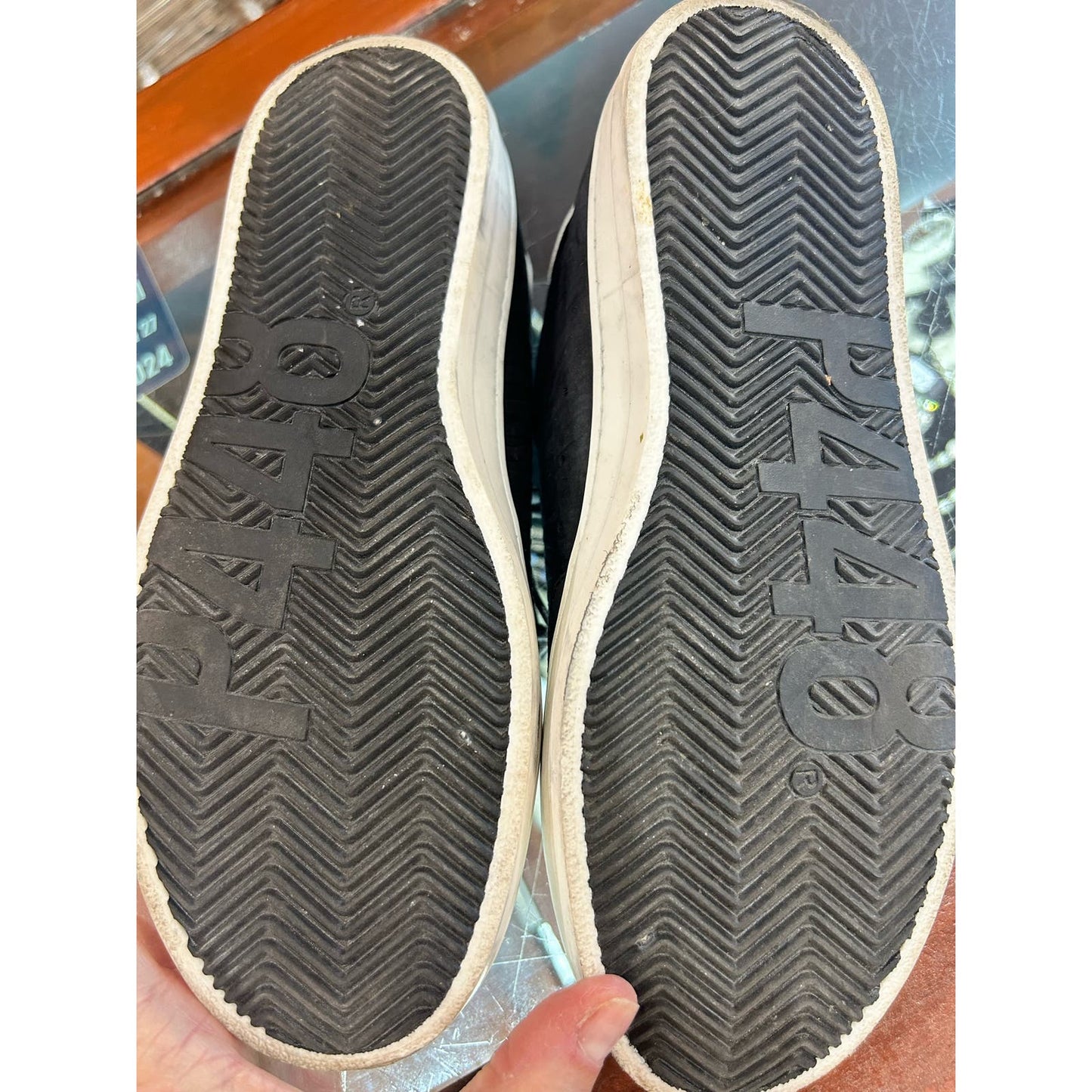 P448 John W Sneakers Size 37