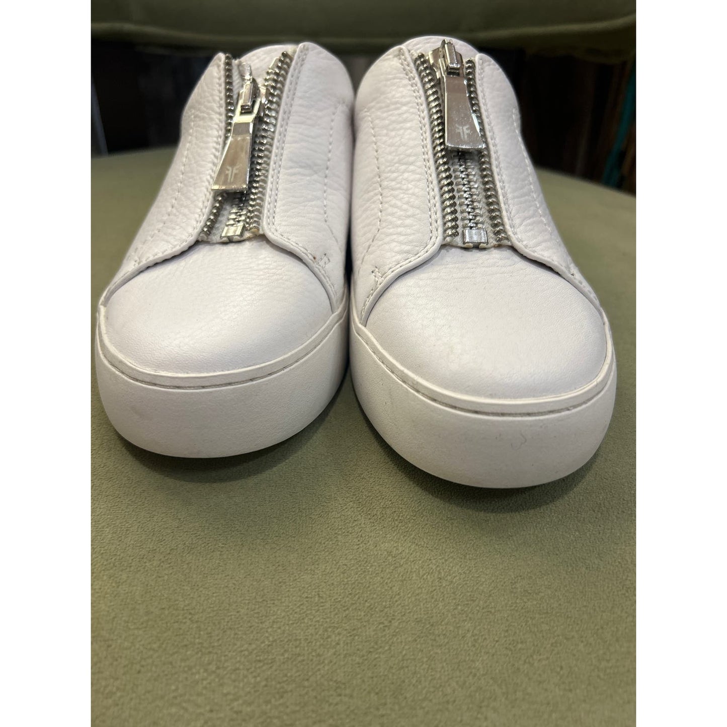 Frye Women's Lena Zip Low Sneaker Size 7.5