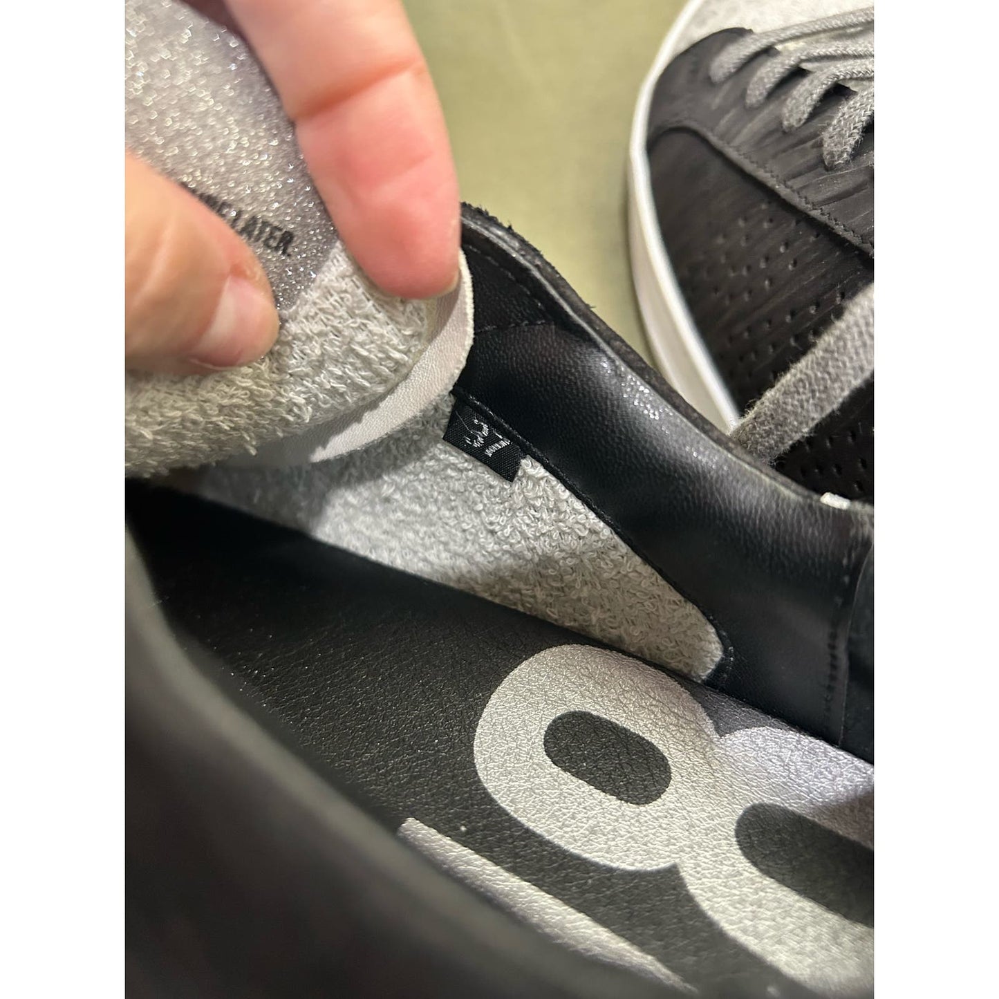 P448 John W Sneakers Size 37
