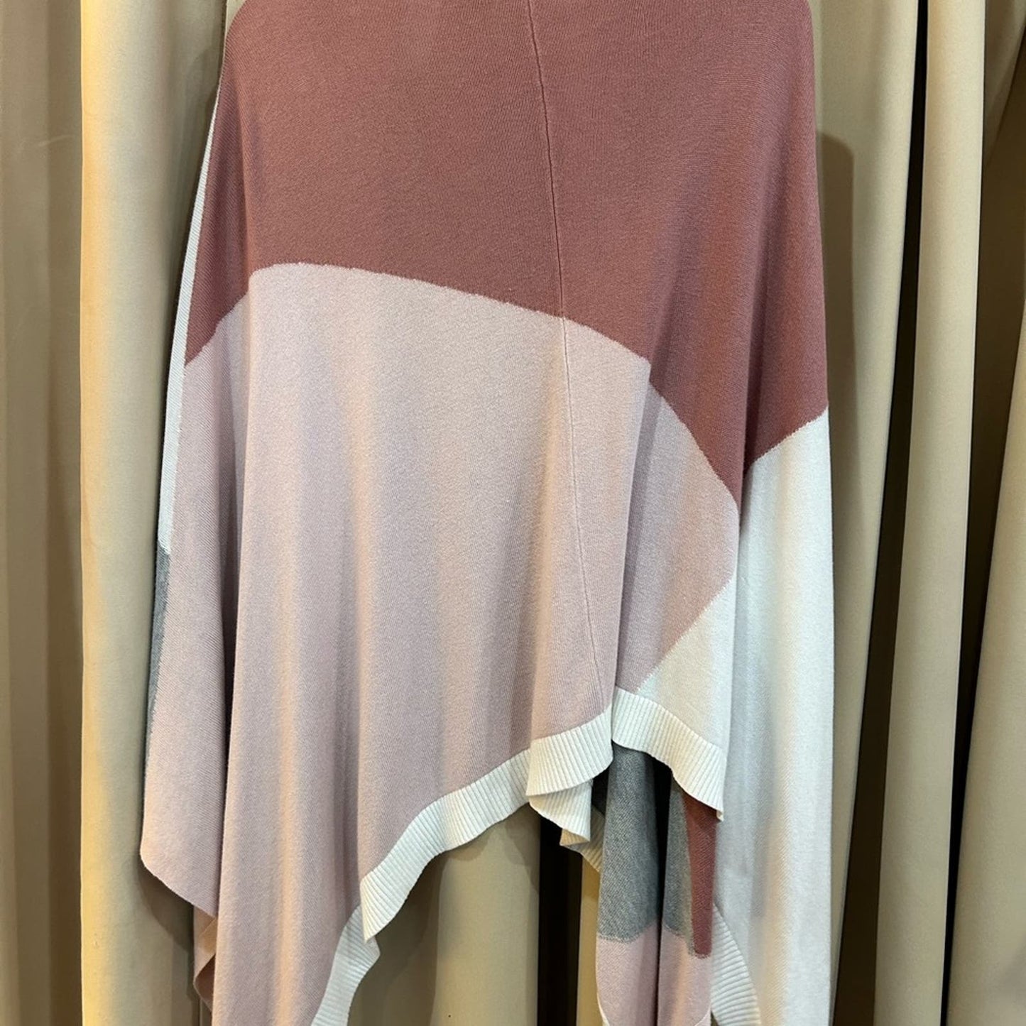Lululemon Hatha Wrap Quicksand / Misty Pink / White / Heathered Core Light Grey
